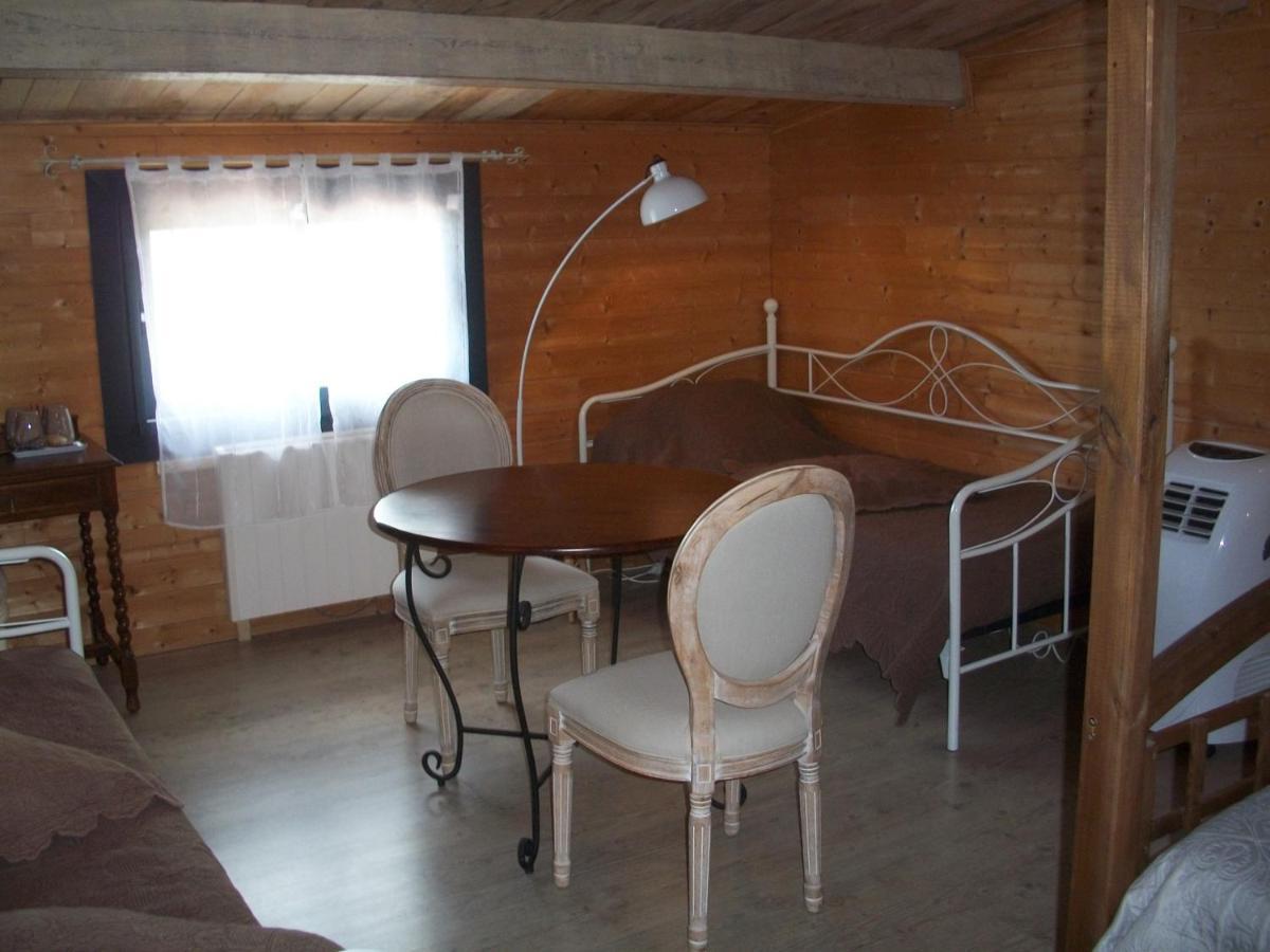 Hotel Le Pre Joli Beaugas Exteriér fotografie